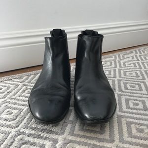 Leather Chelsea boots